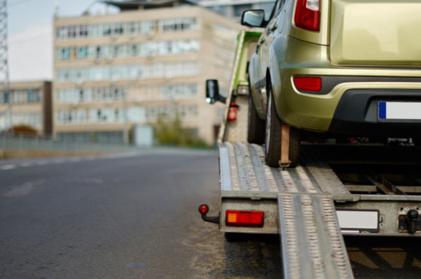 How to Choose the Right Roadside Assistance and Breakdown Towing Plan